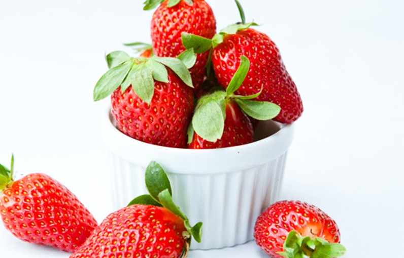 Celebrate Wimbledon with free strawberries and cream!